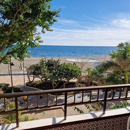 Estepona Playa Exterior foto